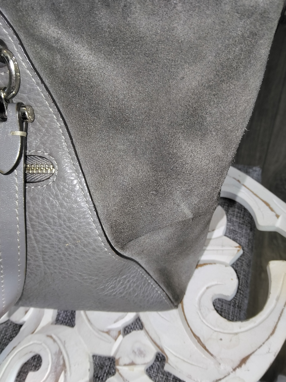 Coach Women's Gray Leather Tote Bag - Picture 3 of 10